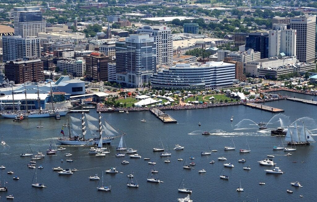 norfolk, virginia, buildings-91419.jpg