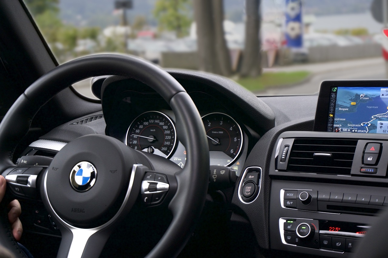 carbmwsteeringwheel1281640 | 1 Rated Nationwide LoJack Dealer car bmw steering wheel 1281640jpg