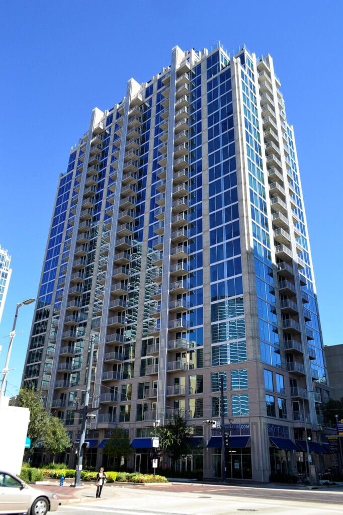 hotel, houston, texas-2862816.jpg