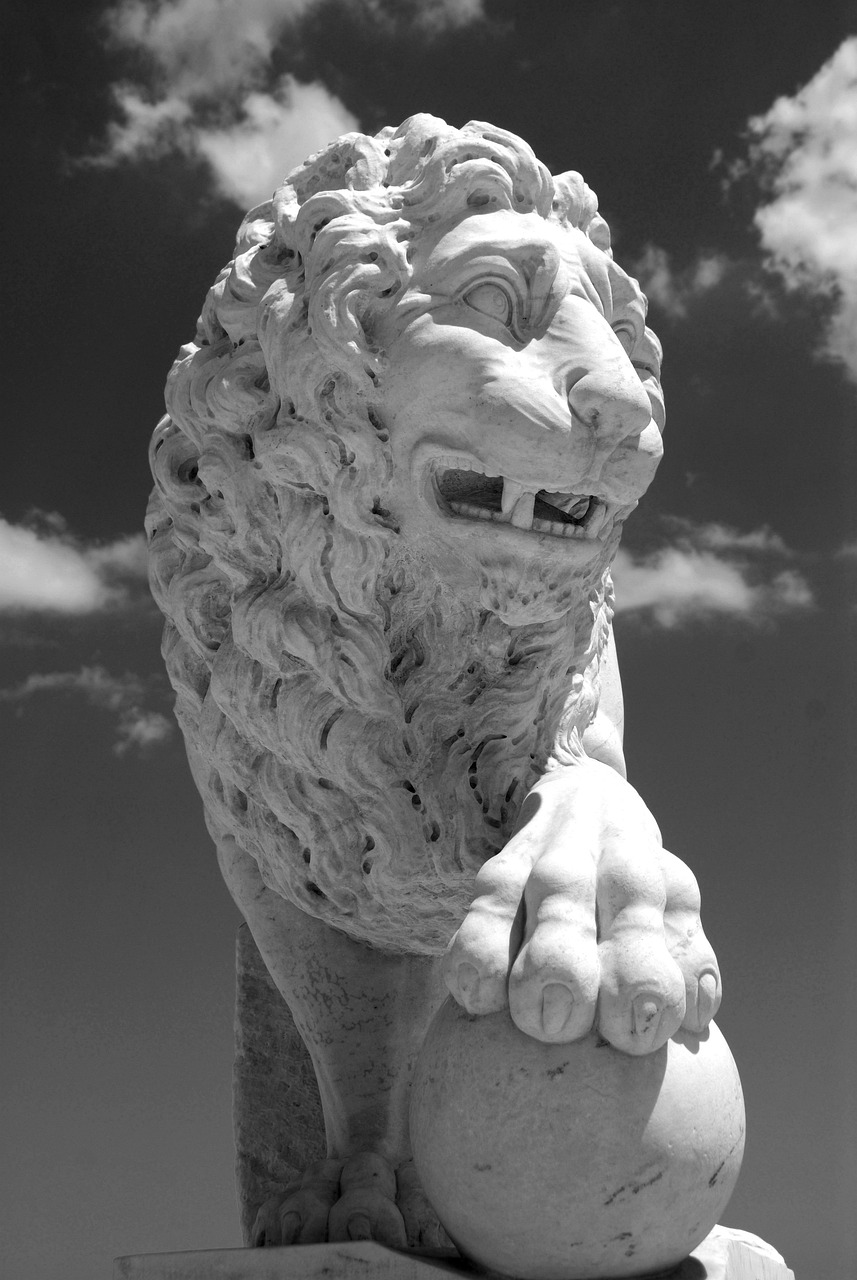 bridge of lions landmark sculpture 3590156jpg