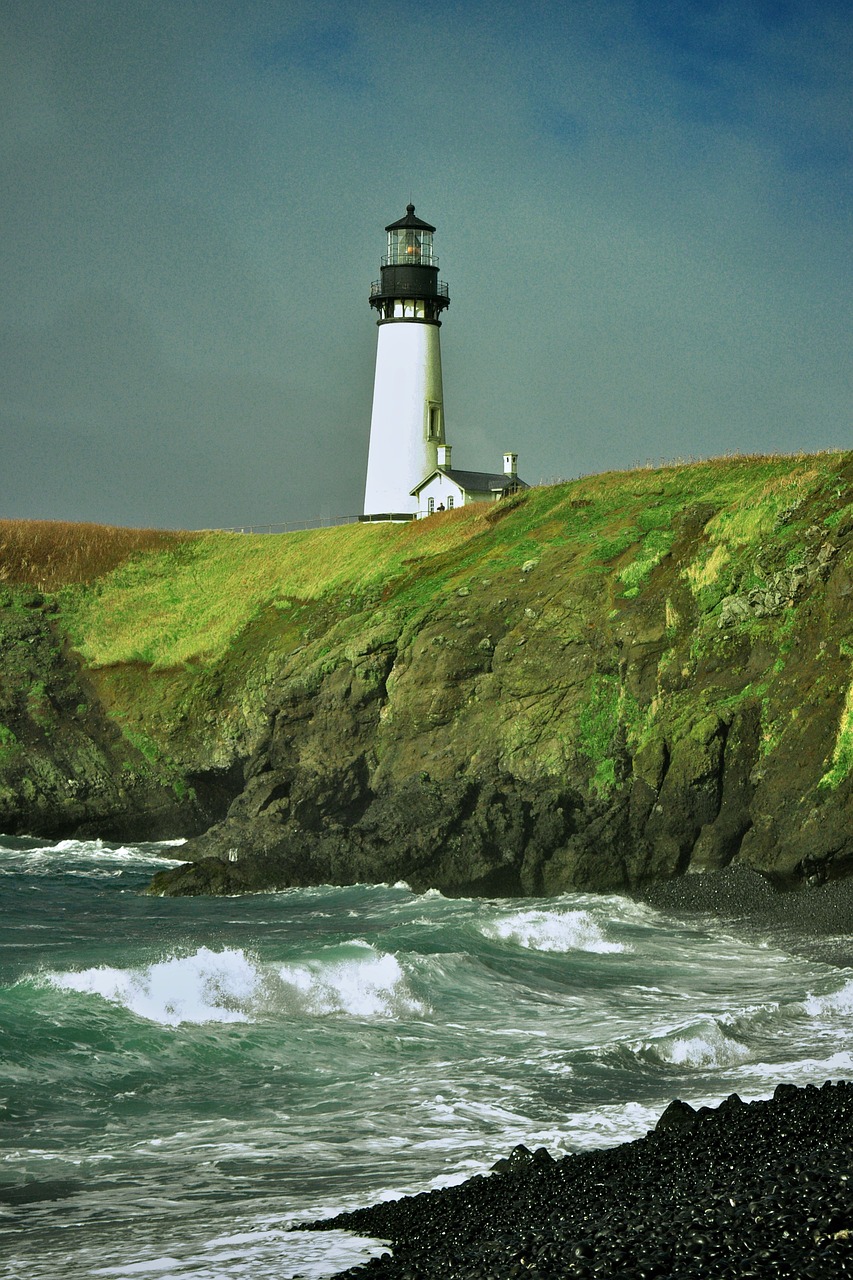 lighthouse yaquina head coast 5965988jpg