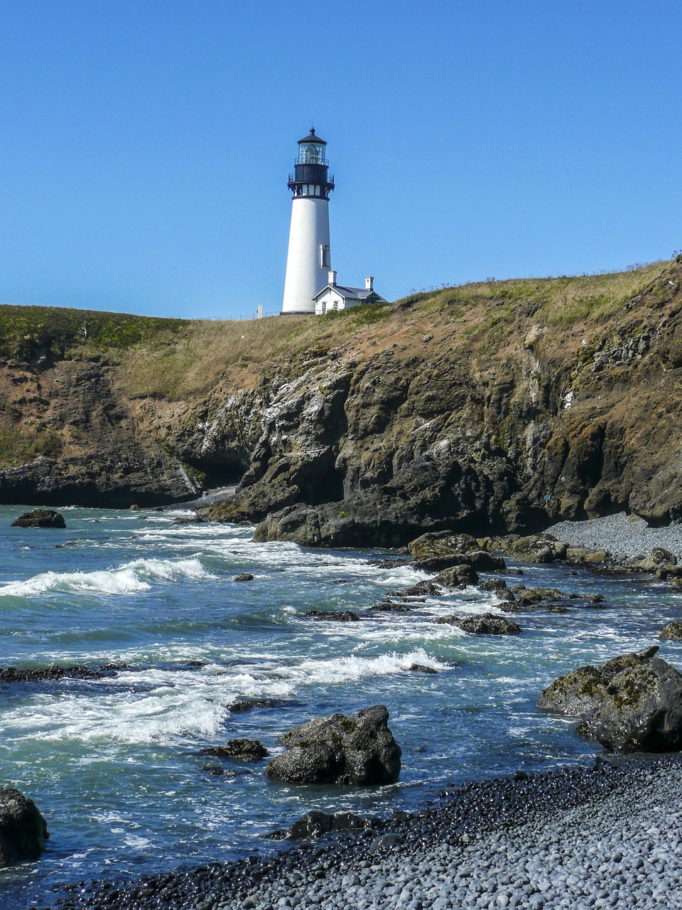 pebble beach oregon rocks 4984766jpg