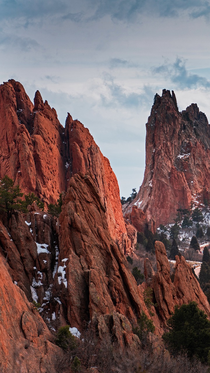 redrockscoloradomountains5361244 | 1 Rated Nationwide LoJack Dealer red rocks colorado mountains 5361244jpg