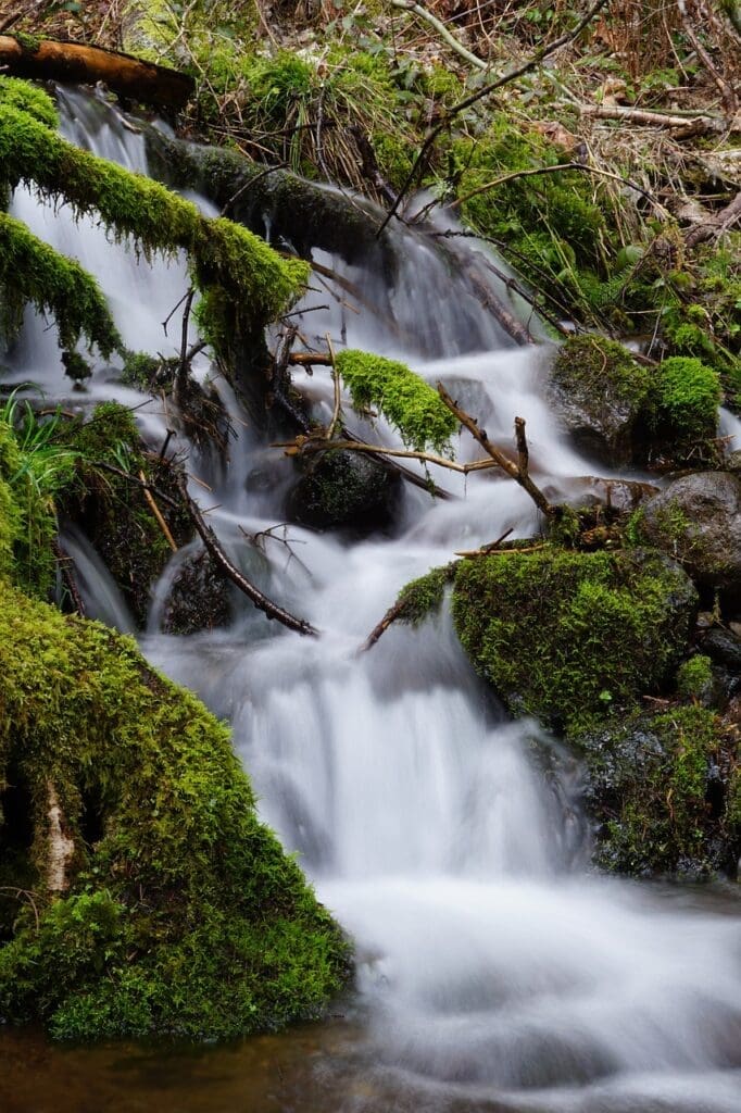 waterfall, columbia river gorge, washington state-7293961.jpg